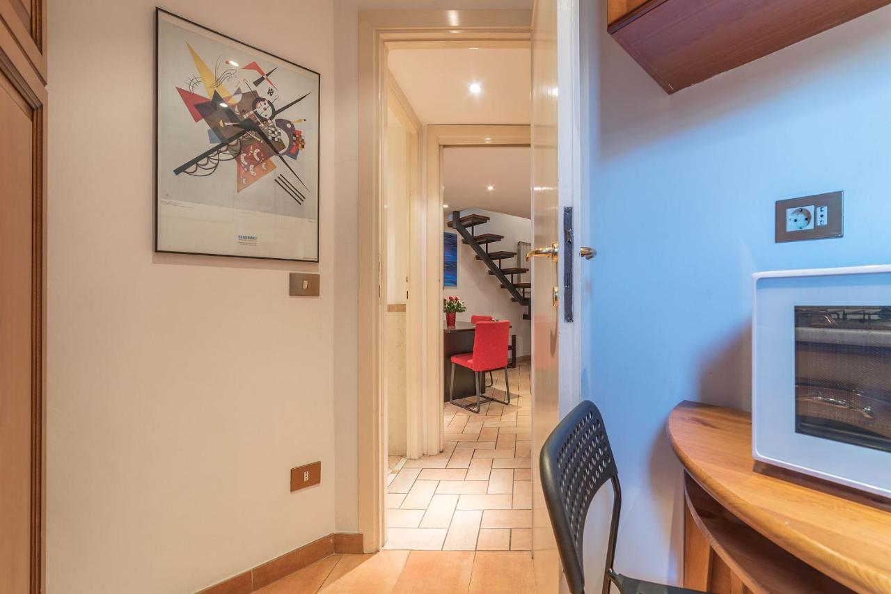 Amazing Studio In Campo De Fiori - Fromhometoروما المظهر الخارجي الصورة