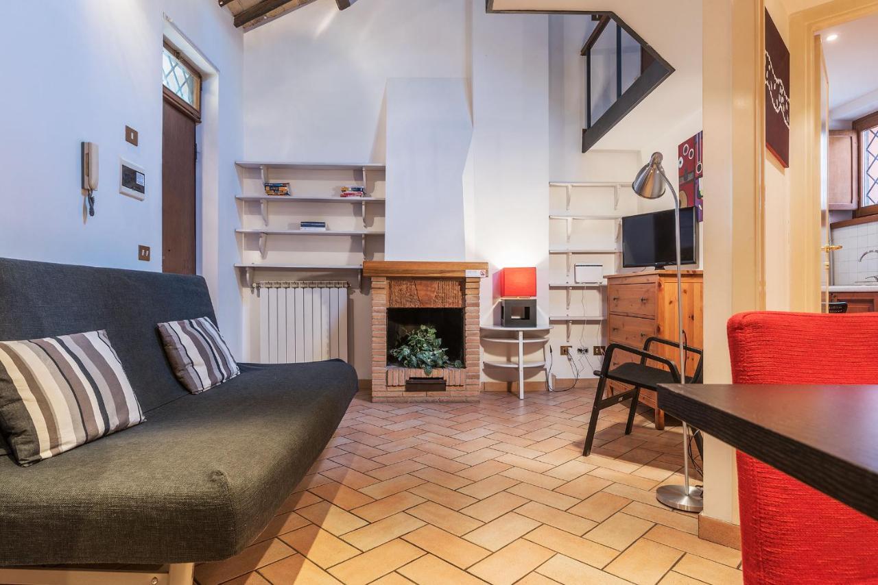 Amazing Studio In Campo De Fiori - Fromhometoروما المظهر الخارجي الصورة
