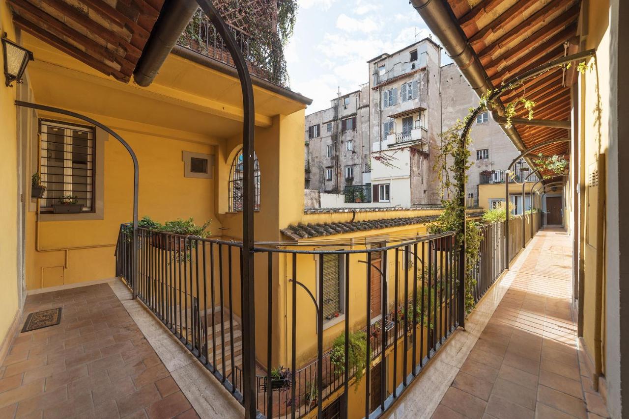 Amazing Studio In Campo De Fiori - Fromhometoروما المظهر الخارجي الصورة