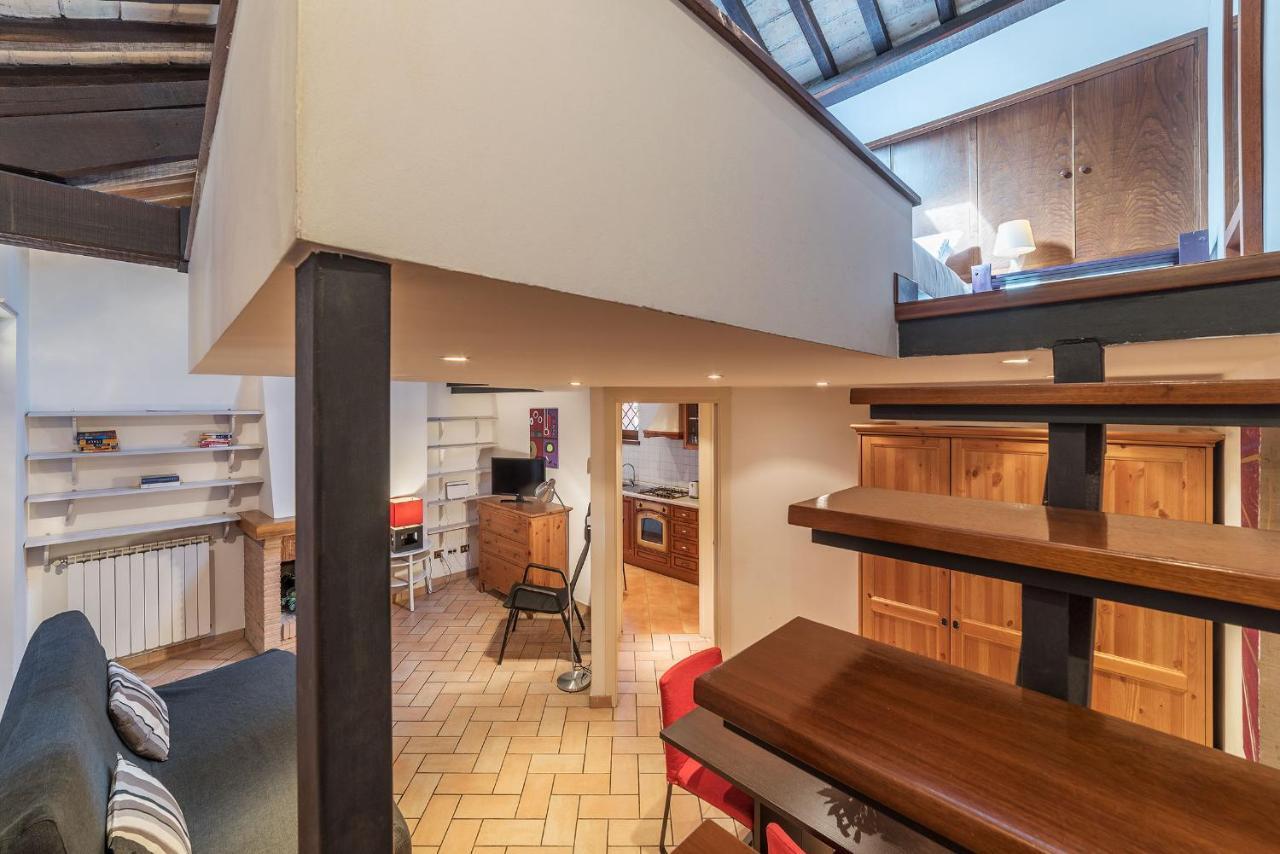 Amazing Studio In Campo De Fiori - Fromhometoروما المظهر الخارجي الصورة