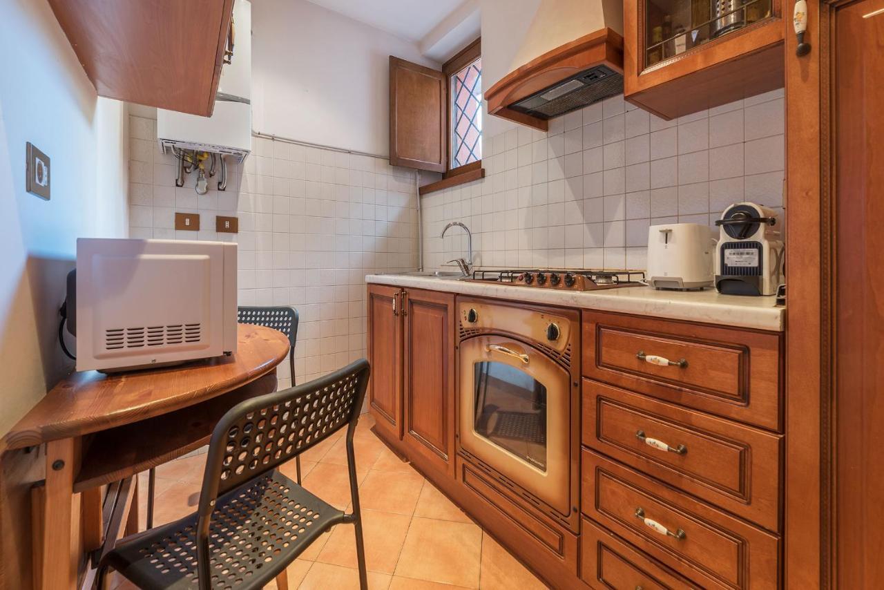 Amazing Studio In Campo De Fiori - Fromhometoروما المظهر الخارجي الصورة